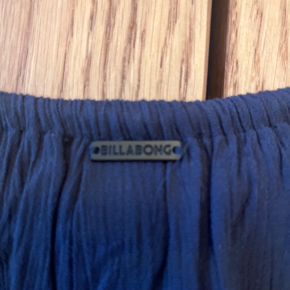 Billabong Womens Navy Blue Floral Off The Shoulder Bell Sleeve Boho Top Size M - Picture 10 of 11